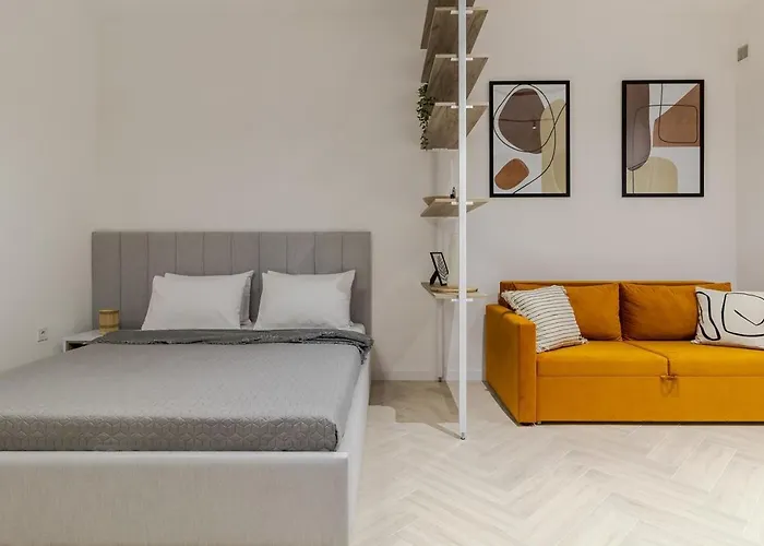 Ferenca Lista Apartment